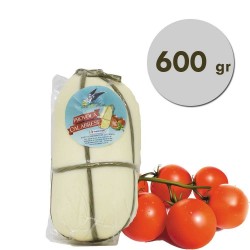 Fresh provola silana Calabrese Gr 600 vacuum-packed